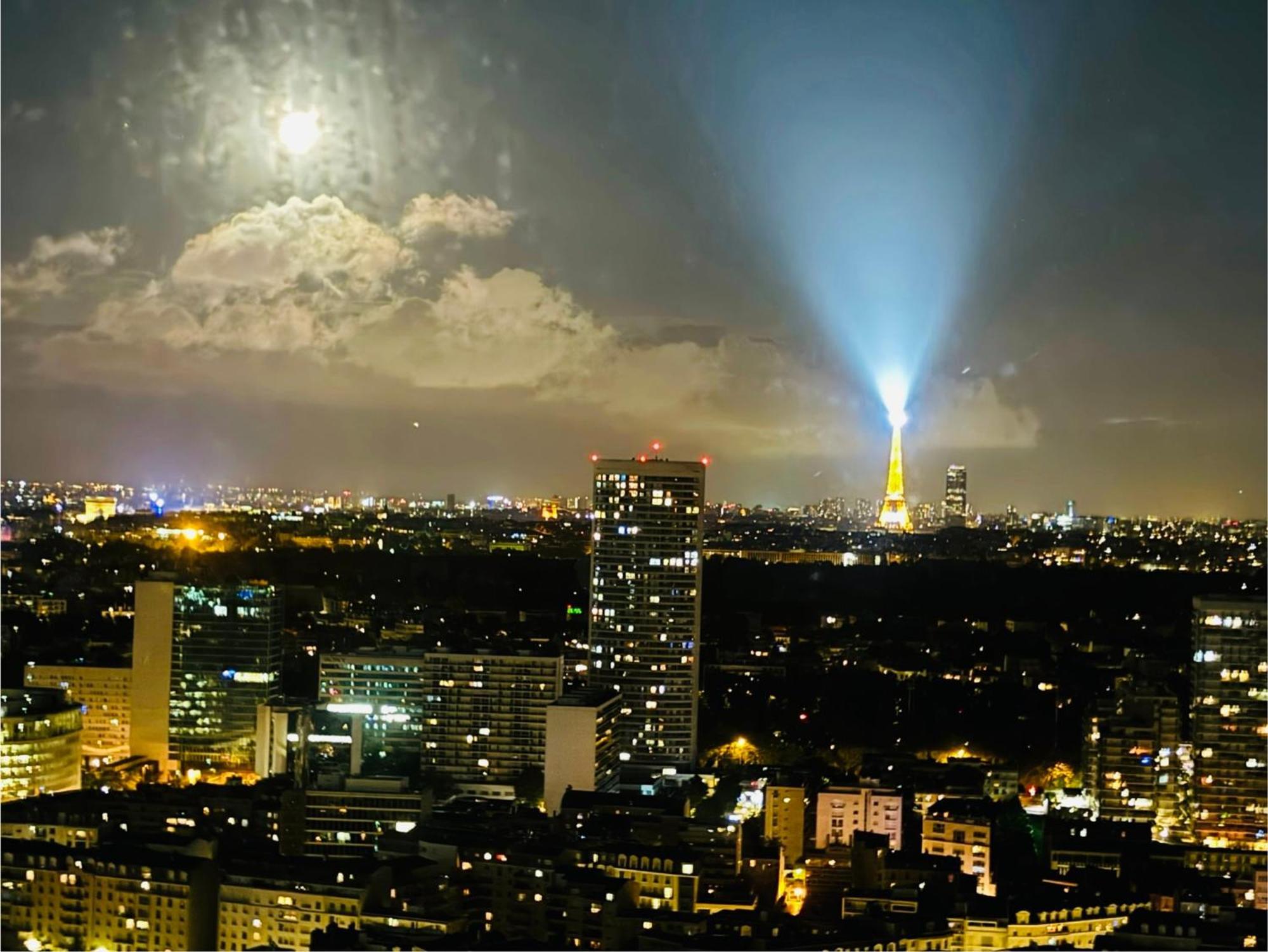 Apartment Paris La Defense Eiffel Tower Outlook Puteaux Εξωτερικό φωτογραφία